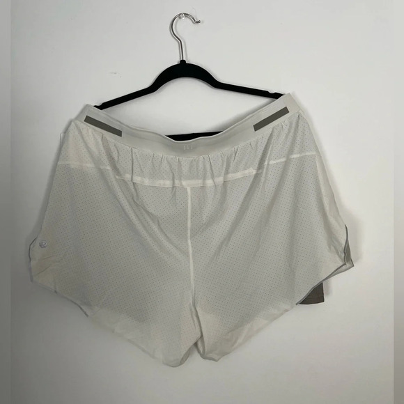 Lululemon Fast and Free Short 5" Airflow Men's Shorts - Picture 4 of 10